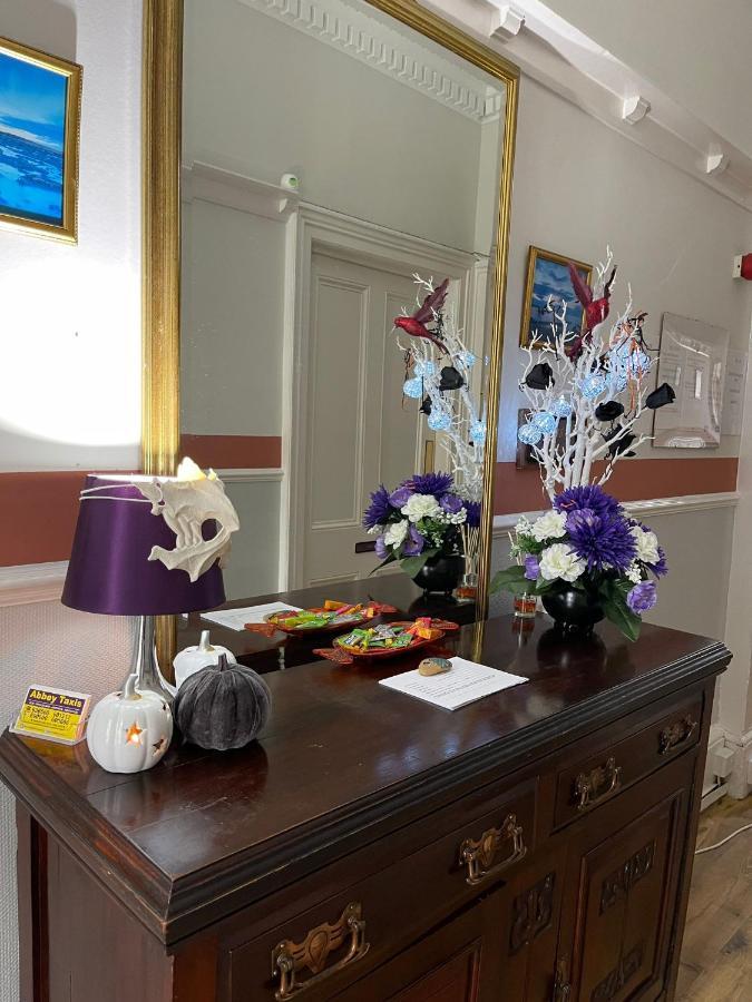 Lilyrose Hotel Whitby Buitenkant foto