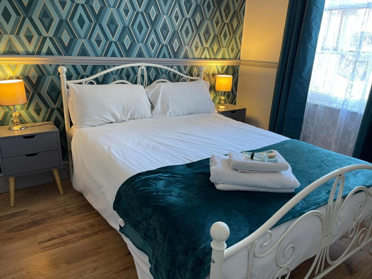 Lilyrose Hotel Whitby Buitenkant foto
