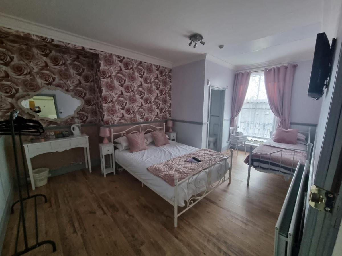 Lilyrose Hotel Whitby Buitenkant foto