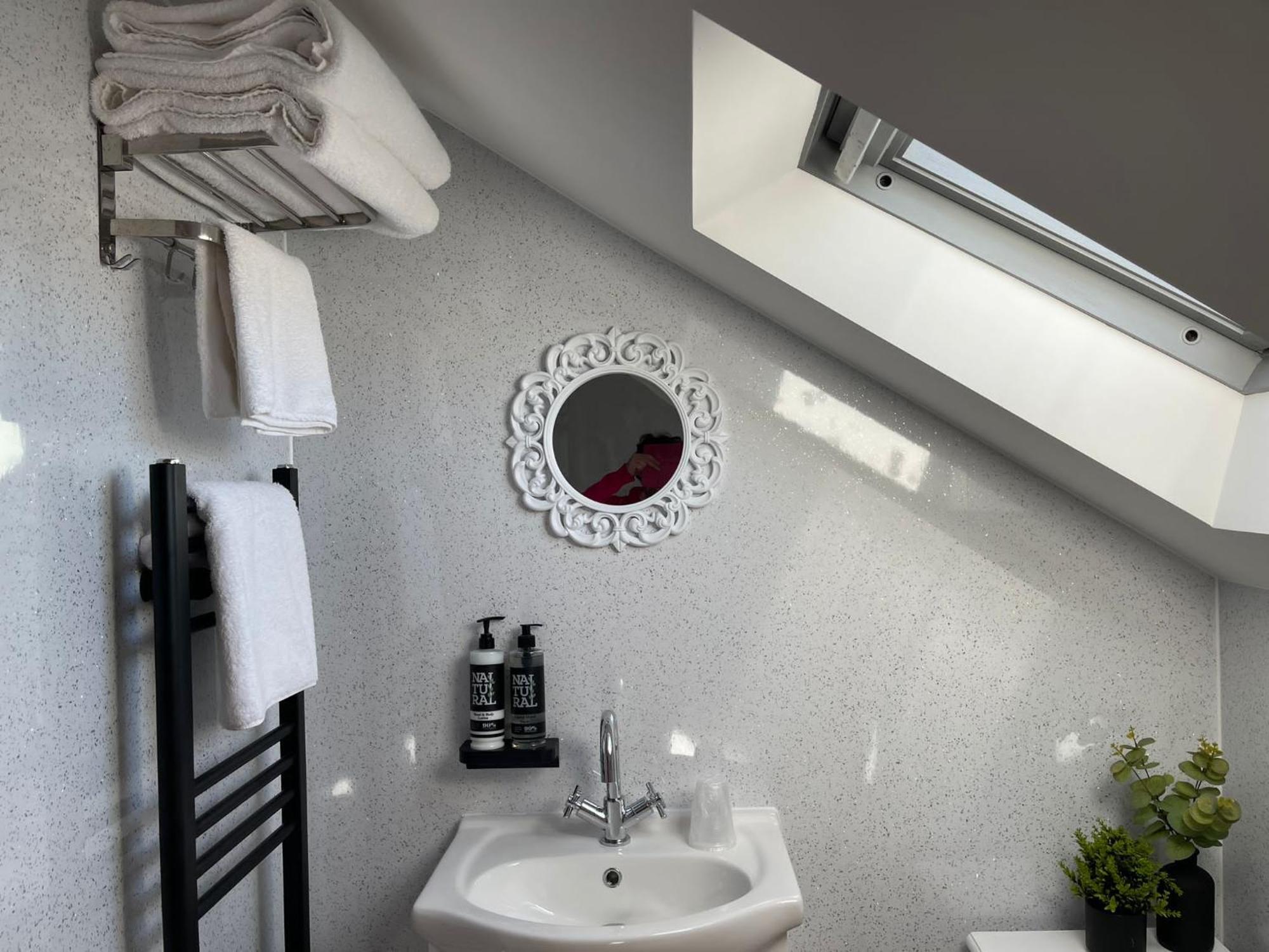 Lilyrose Hotel Whitby Kamer foto