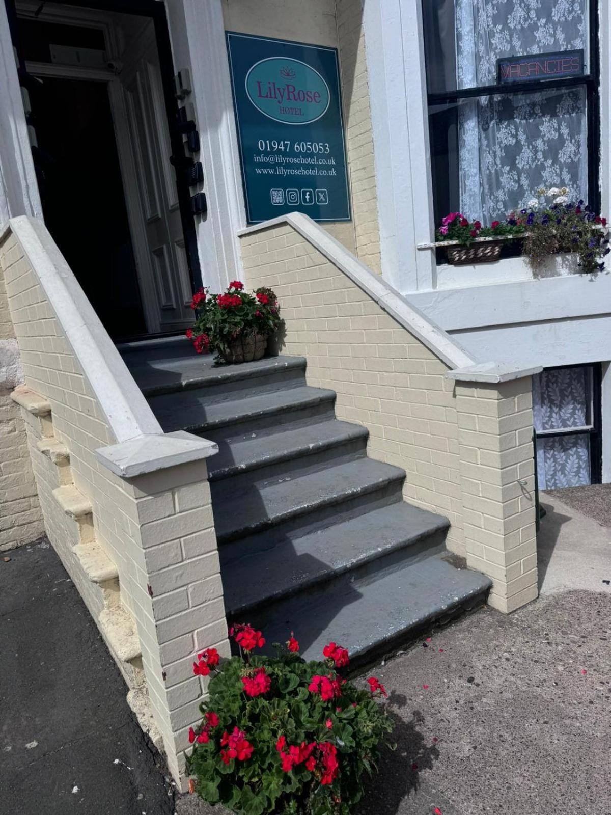 Lilyrose Hotel Whitby Buitenkant foto